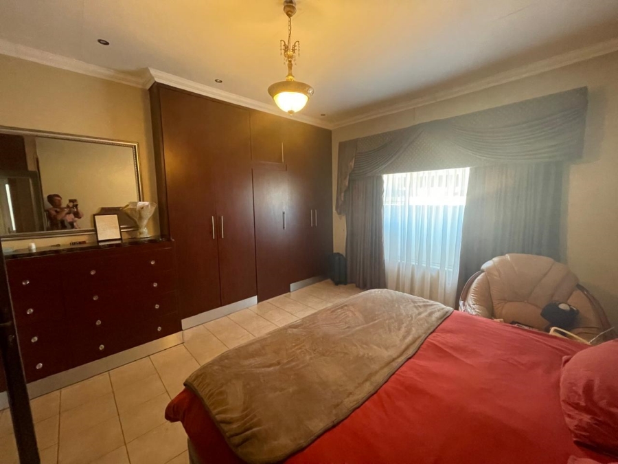4 Bedroom Property for Sale in Doorn Free State